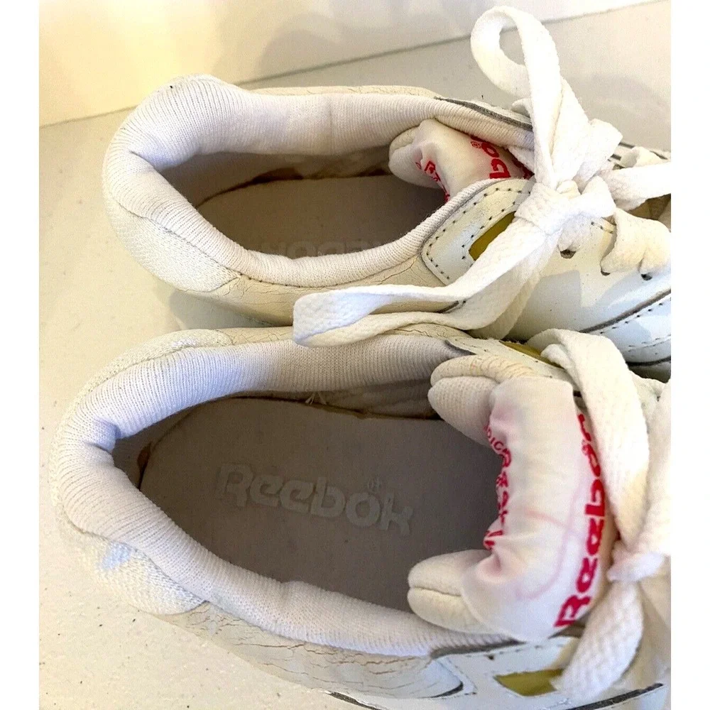 Reebok Womens Size 6.5 White Sneakers‎ Y2K